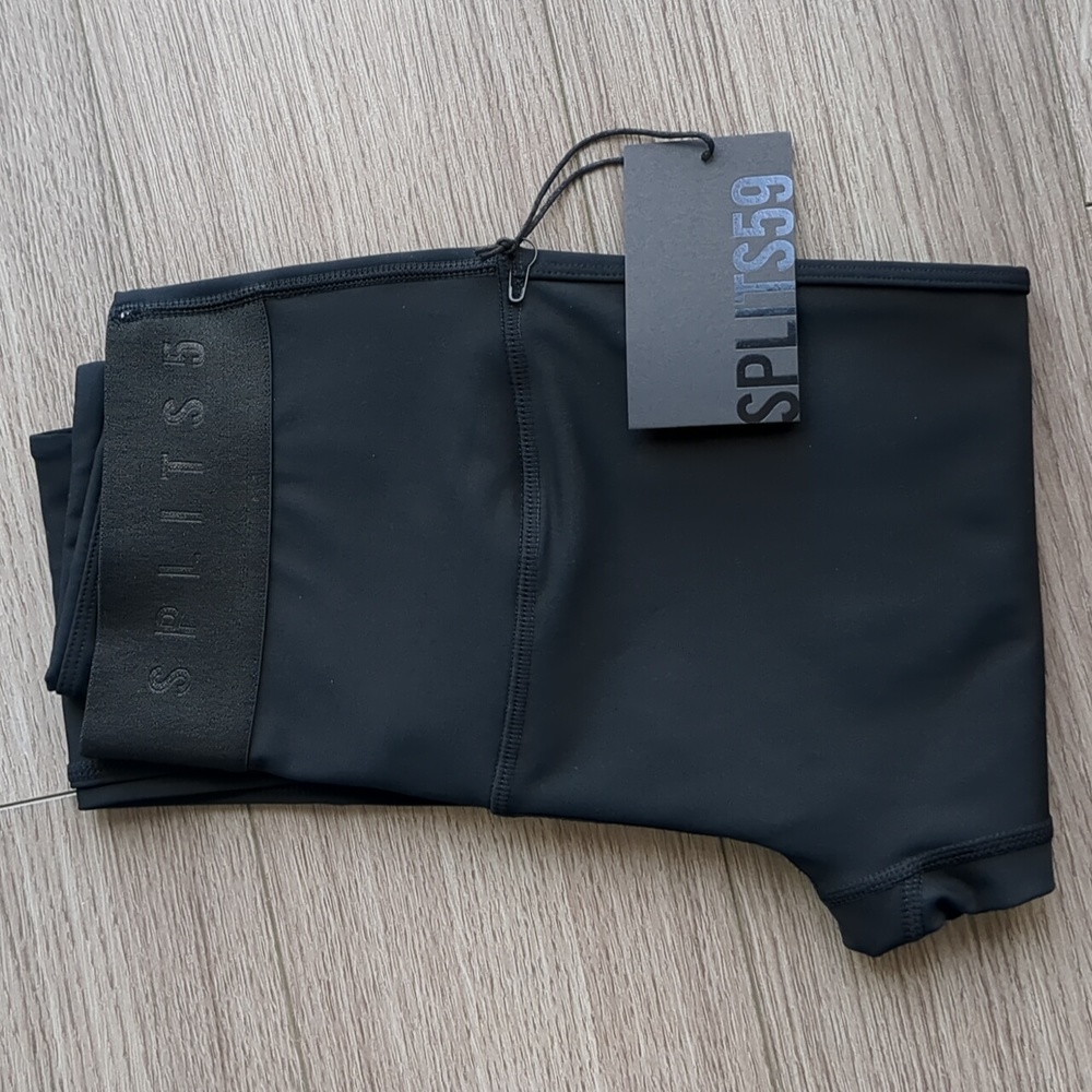 NWT Splits59 leggings